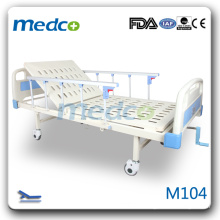 M104 Un lit d&#39;hôpital mécanique à commande de manivelle